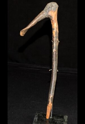 Découvrez notre sélection d’objets usuels Mossi du Burkina Faso, anciens témoignages des savoir-faire et traditions africaines. Des pièces recherchées par les collectionneurs et amateurs d’art africain.
