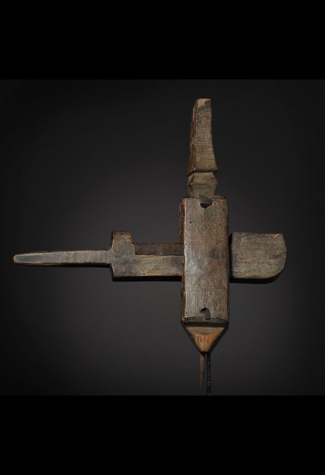 Serrures Bambara anciennes du Mali, objets traditionnels d’art africain recherchés par les collectionneurs pour leur histoire, leur symbolique et leur authenticité.