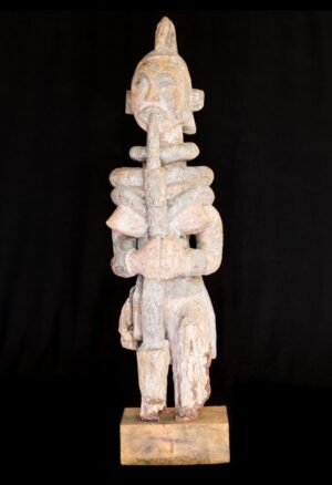 Découvrez notre sélection d’**art Igbo du Nigeria** : statues rituelles, sculptures anciennes, masques et objets traditionnels africains. Des pièces singulières recherchées par les collectionneurs et amateurs d’art africain ancien.